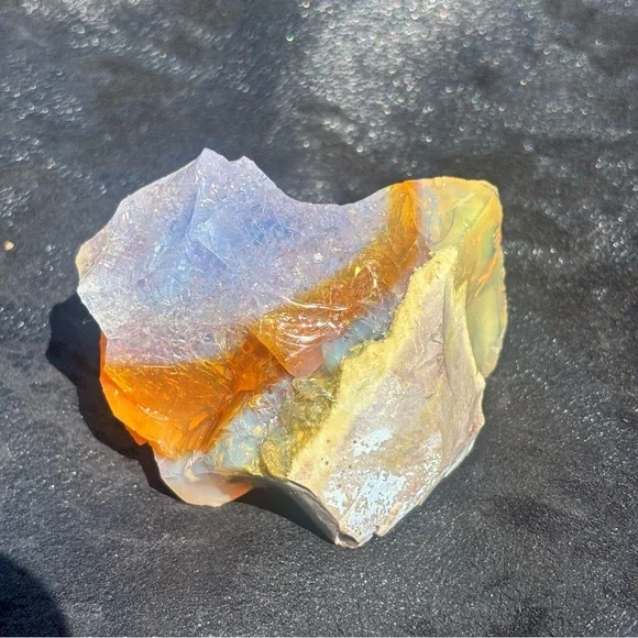 Raw Museum Grade Mexican Fire Opal “Contra Luz”- Purple Internal Glow - Picture 6 of 8